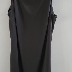 Elegant Black Sleeveless Dress
